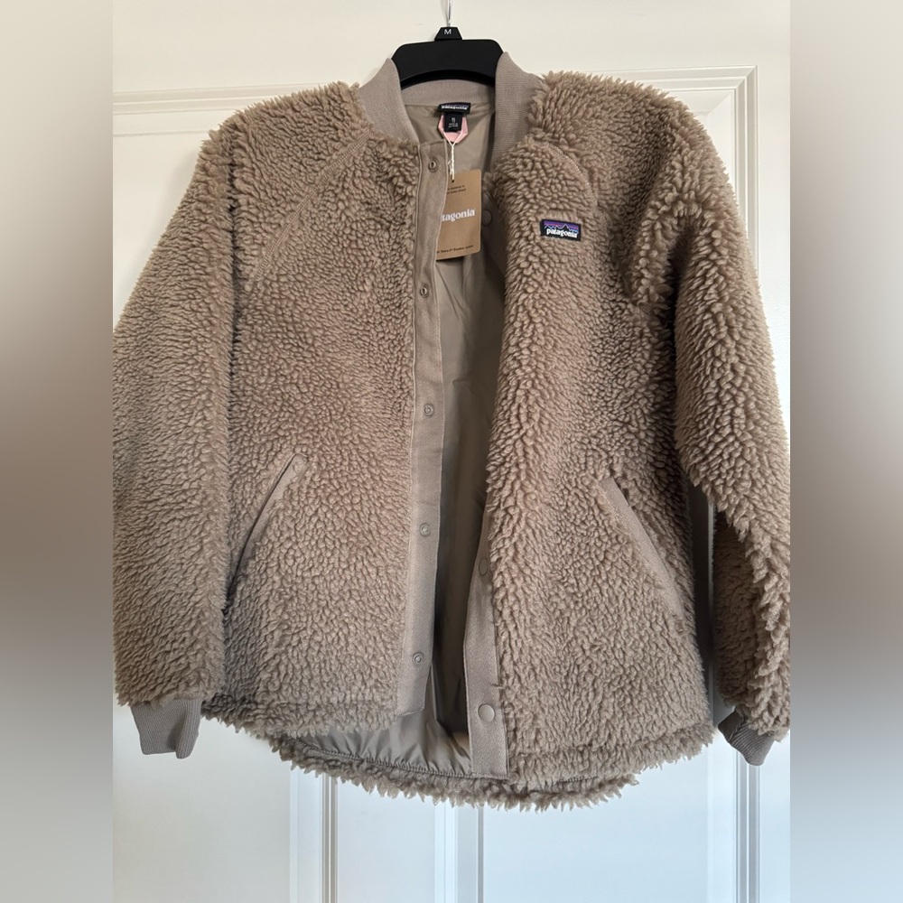 Patagonia Taupe Sherpa Bomber Jacket - Picture 2 of 5